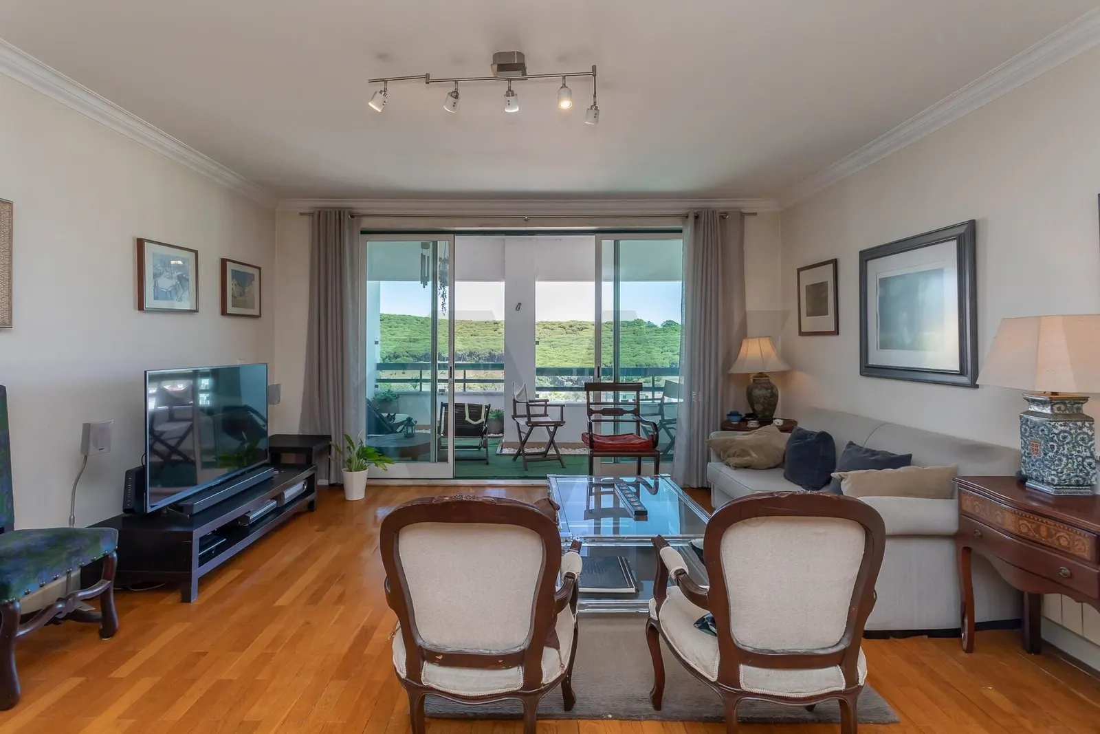 Apartamento T3 — Oeiras — imagem 1